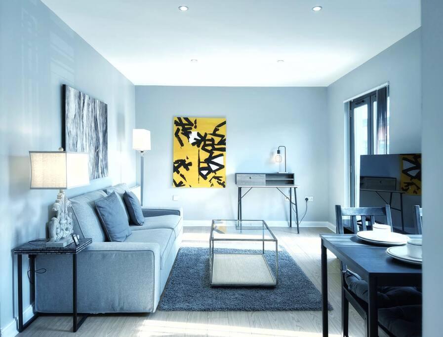 New Luxurious And Business Apt Apartman Swansea Kültér fotó